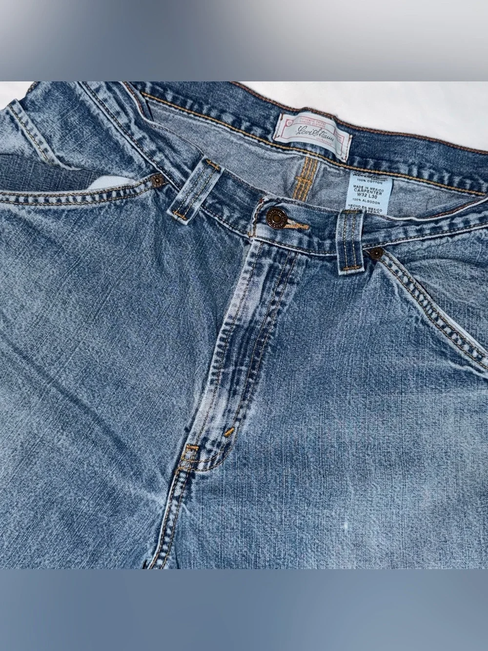 Vintage 90s Levi Strauss Signature Retro Light Blue Denim Distressed Jeans 32x30